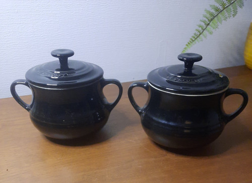 Creuset stoneware - x, le