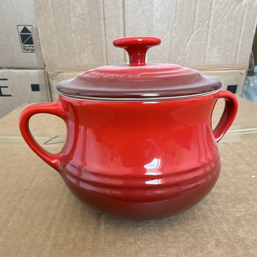 Creuset red round - le,
